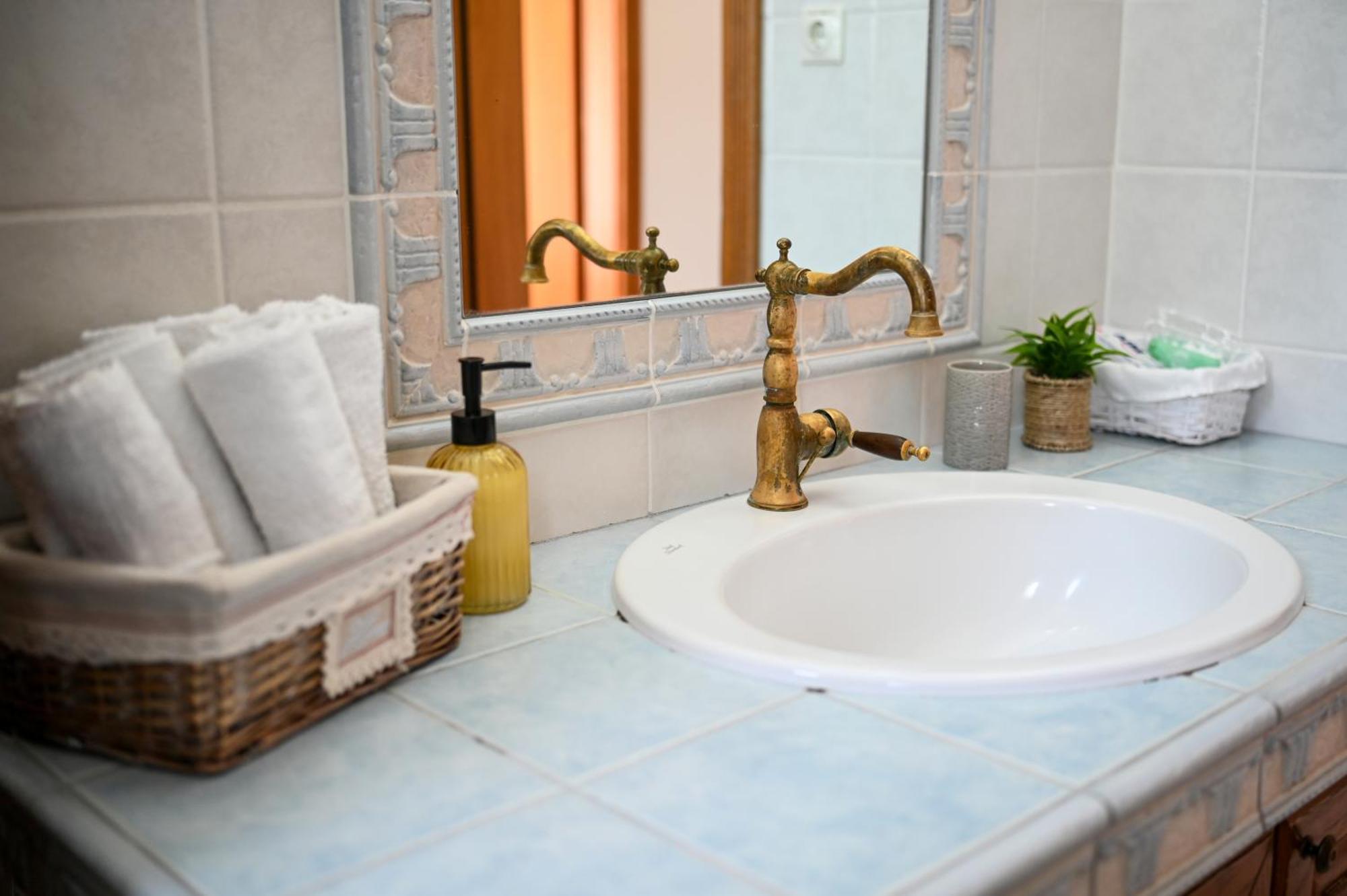 "Kochili Villa" Luxury Villa Agios Andreas  Ngoại thất bức ảnh